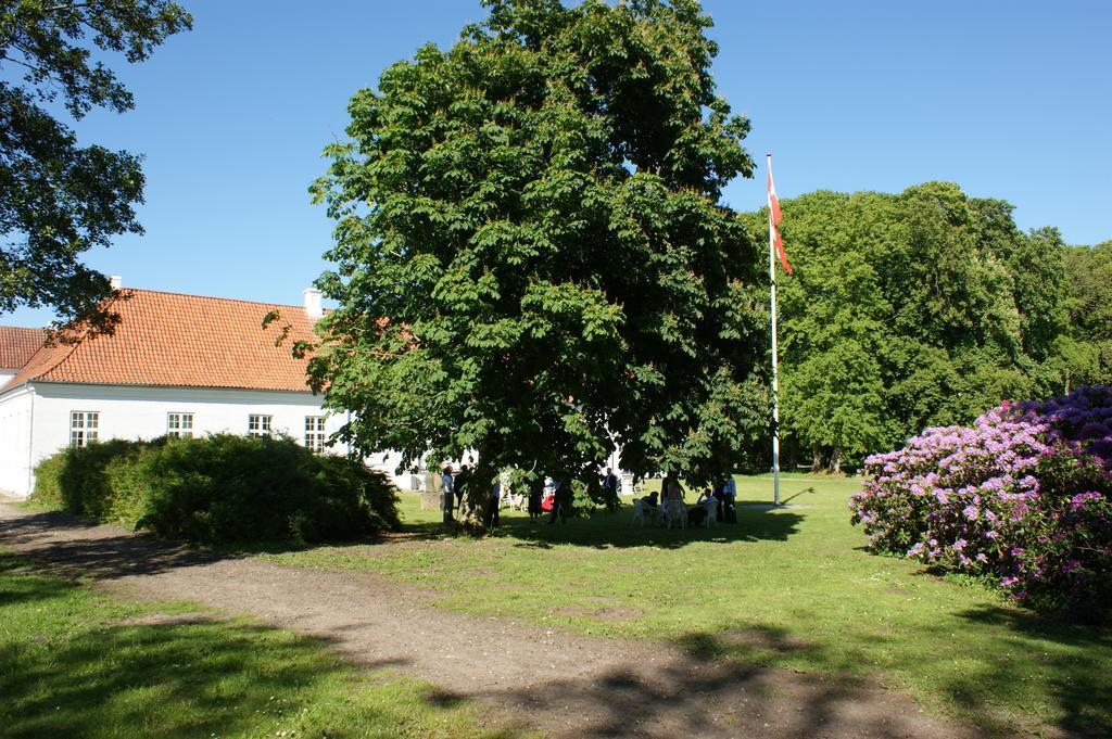 Store Restrup Manor House Extérieur photo