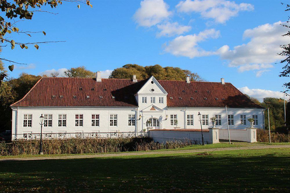 Store Restrup Manor House Extérieur photo