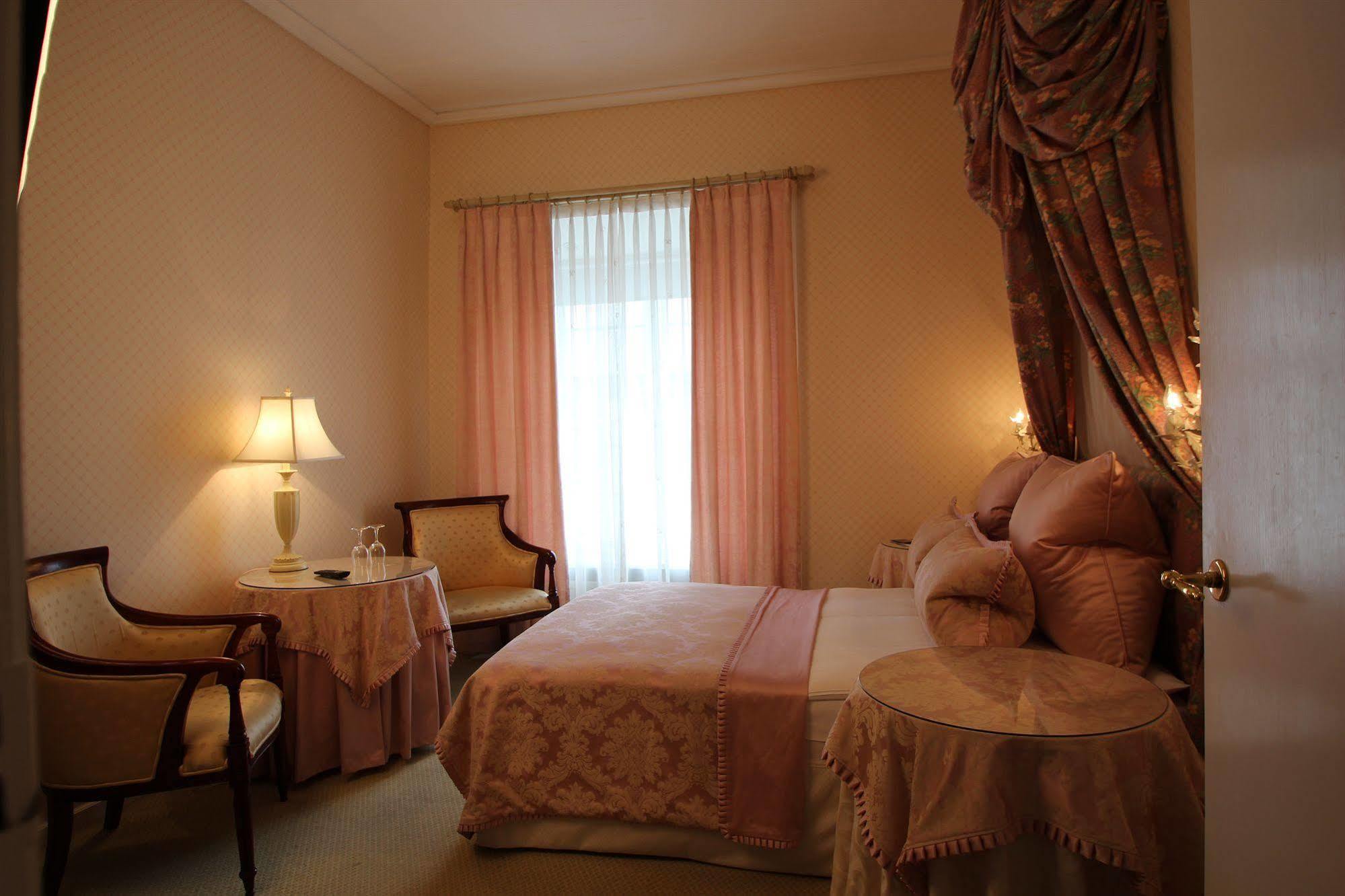 Store Restrup Manor House Extérieur photo