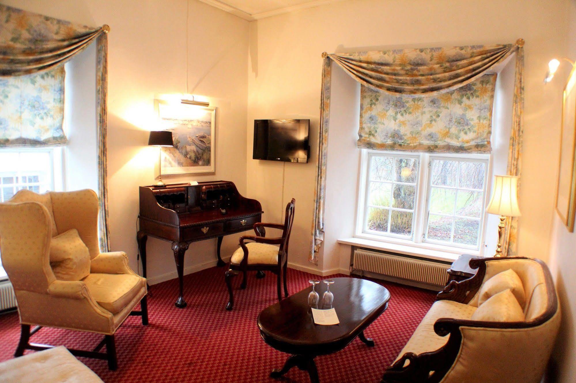 Store Restrup Manor House Extérieur photo